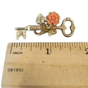 Vintage Gold Key Brooch with Coral Flower‎